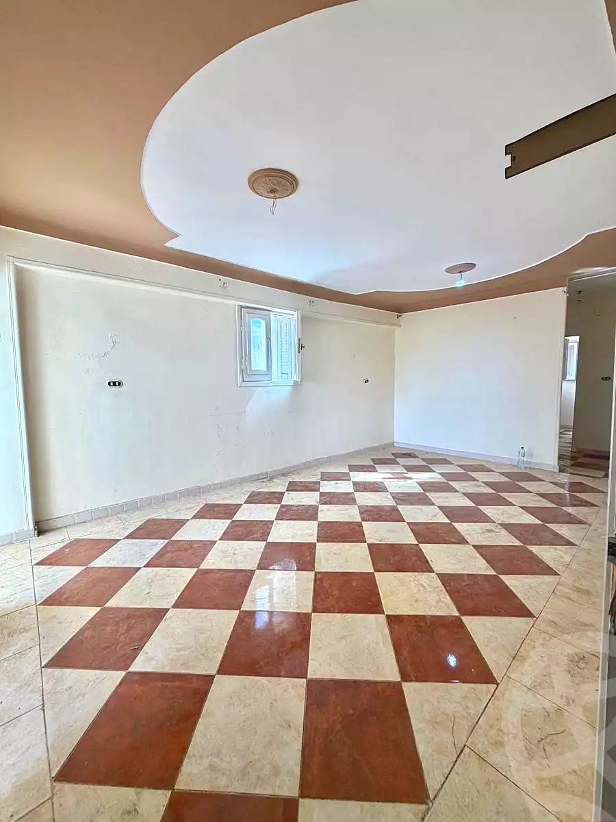 https://aqarmap.com.eg/ar/listing/7103061-for-sale-alexandria-al-agamy-lbytsh-el-hanafeya-st