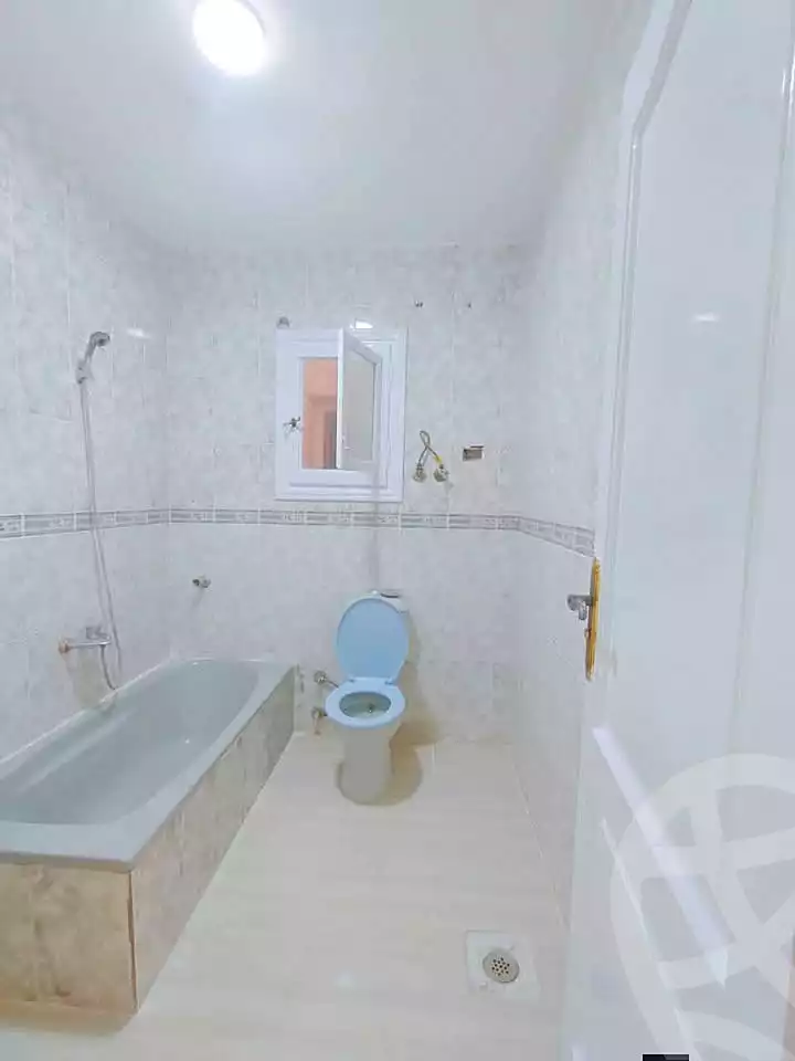 https://aqarmap.com.eg/ar/listing/7103237-for-sale-alexandria-al-agamy-shataa-el-nakheel