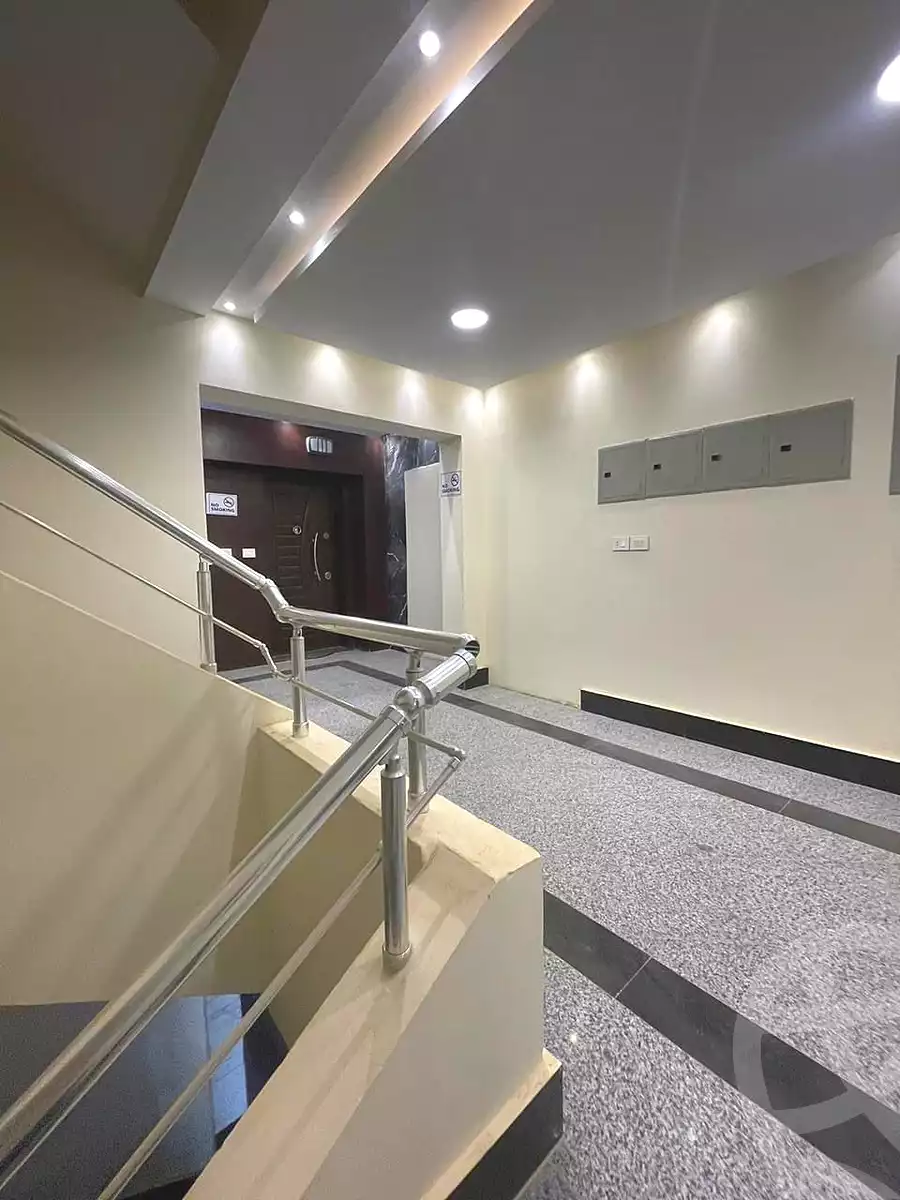 https://aqarmap.com.eg/ar/listing/7095327-for-sale-cairo-new-administrative-capital-r7-oia