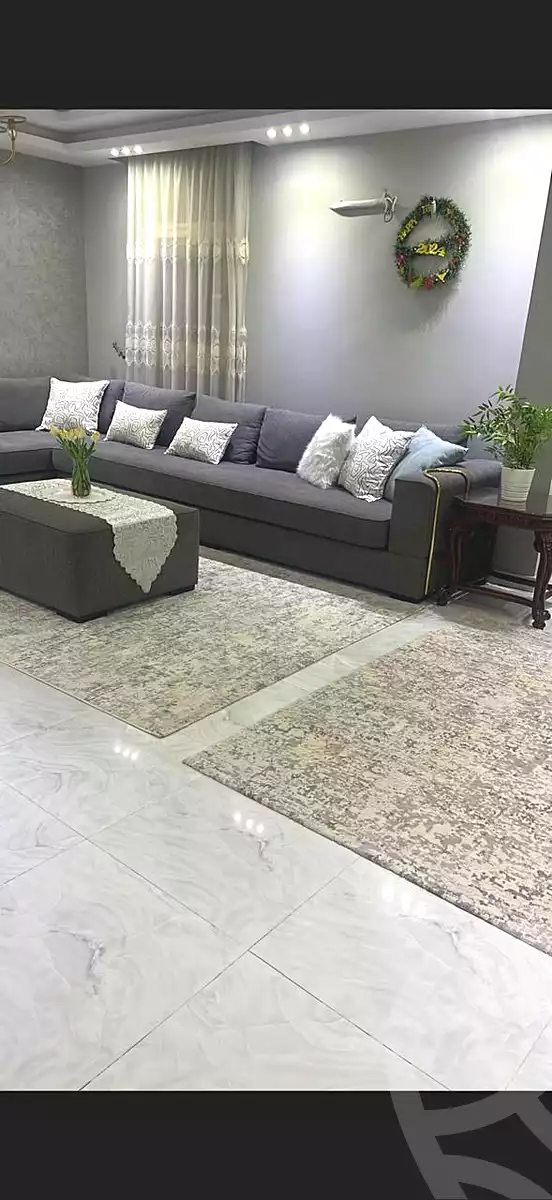 https://aqarmap.com.eg/ar/listing/7103902-for-sale-cairo-new-cairo-ganob-el-akadamiya-south-academy-o-el-sheikh-mohamed-khater-st