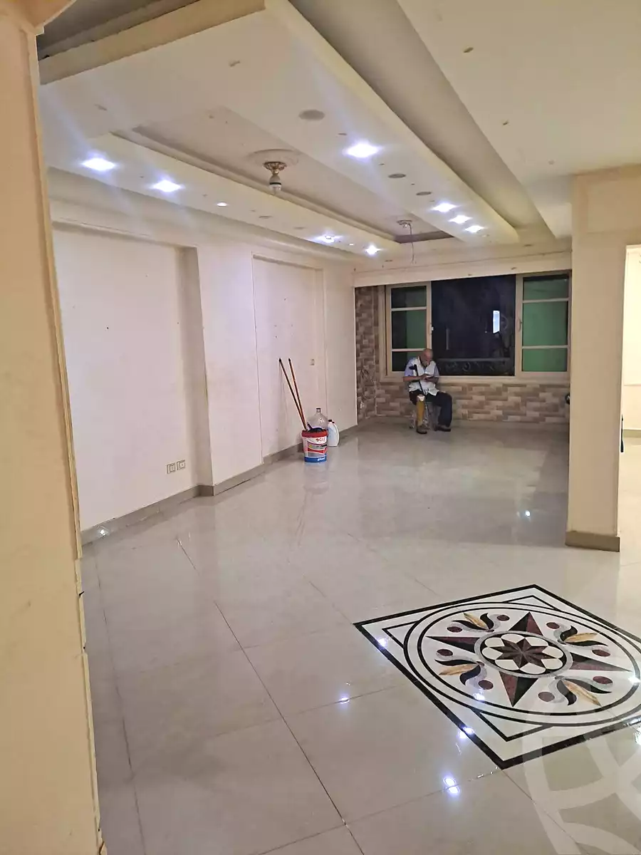 https://aqarmap.com.eg/ar/listing/7104053-for-sale-cairo-nozha-2-el-khamseen-st