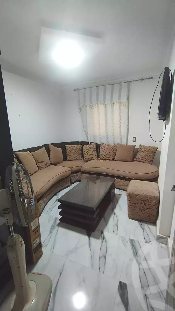 https://aqarmap.com.eg/ar/listing/7104213-for-rent-alexandria-new-miami