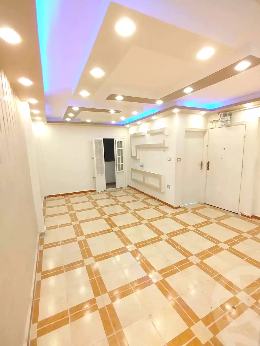 https://aqarmap.com.eg/ar/listing/7104236-for-sale-alexandria-lsywf-el-falki