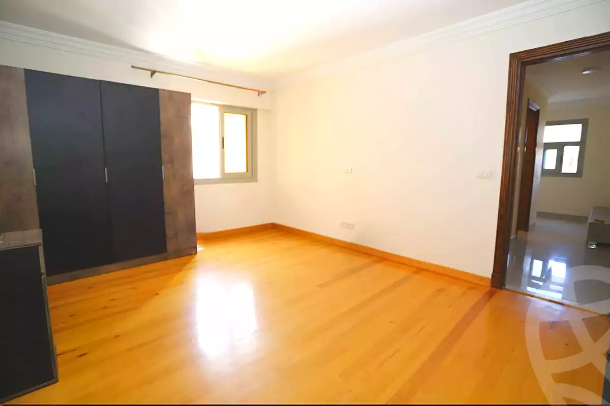 https://aqarmap.com.eg/ar/listing/7104218-for-sale-alexandria-l-zryt-champollion-st