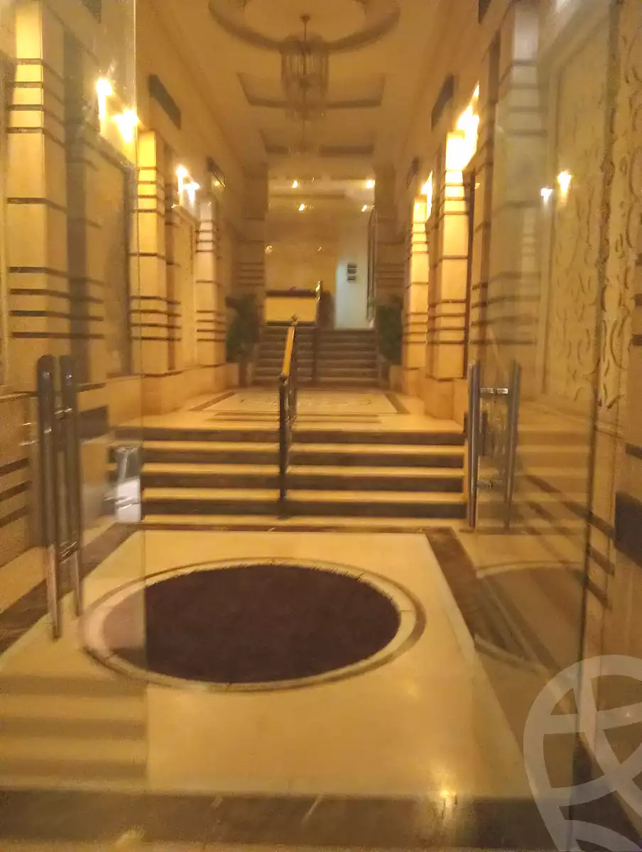 https://aqarmap.com.eg/ar/listing/7104218-for-sale-alexandria-l-zryt-champollion-st