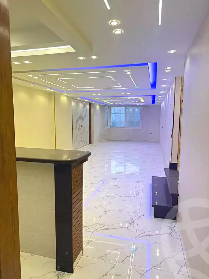 https://aqarmap.com.eg/ar/listing/7104394-for-sale-cairo-el-haram-shareaa-khatem-el-morsalen