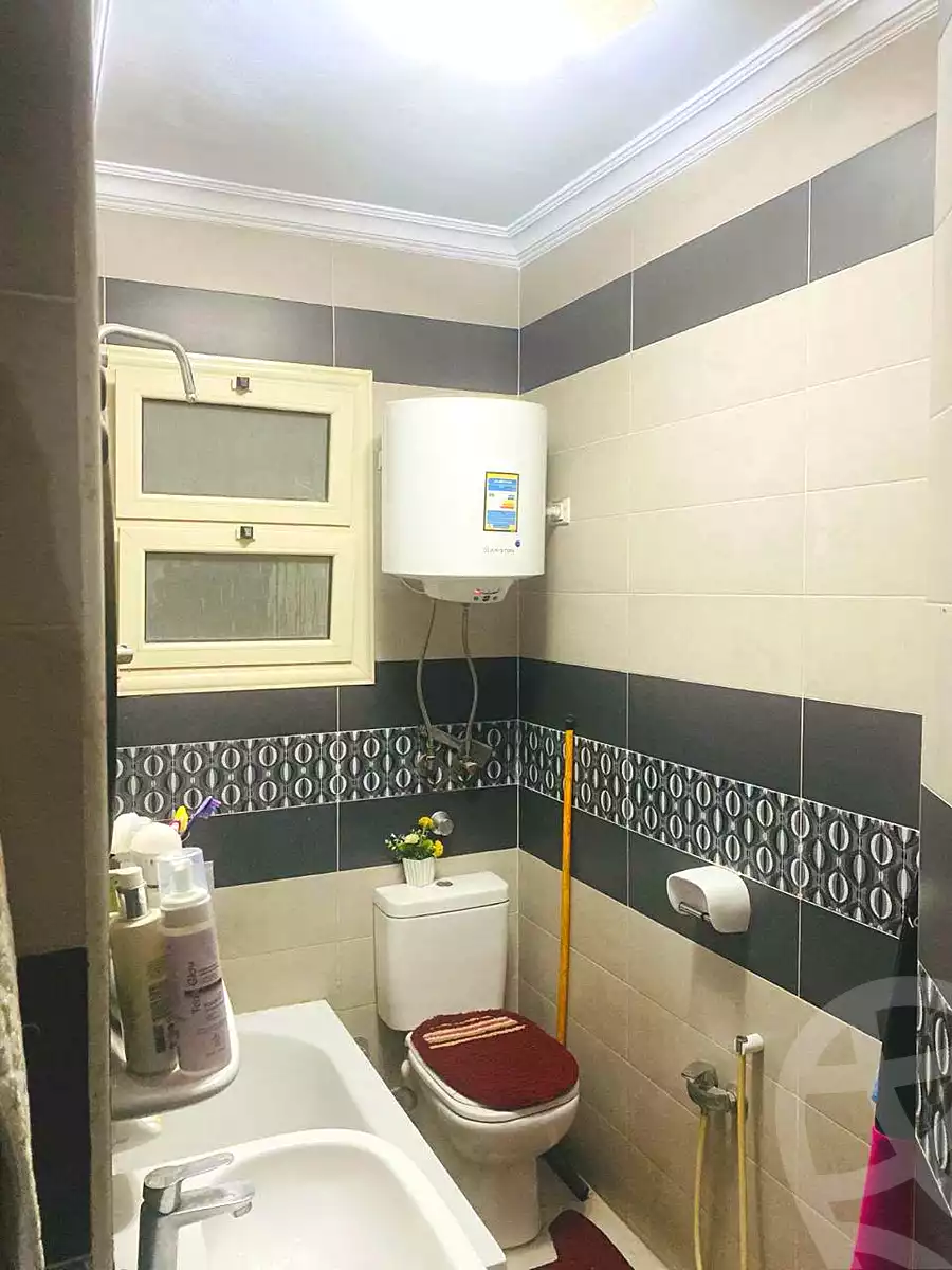 https://aqarmap.com.eg/ar/listing/7104426-for-sale-cairo-ain-shams-ain-shams-el-sharkia-el-zahraa-st