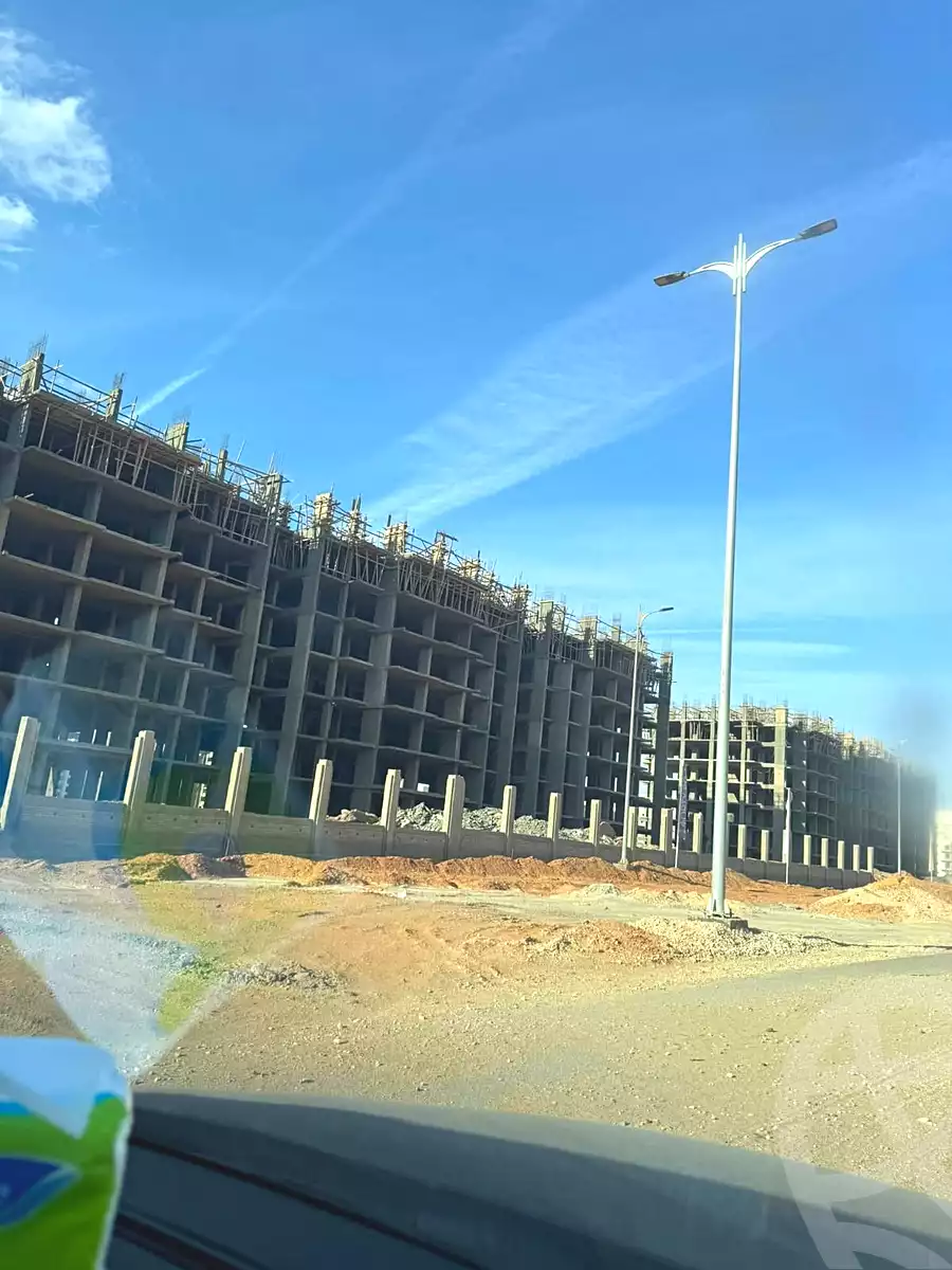 https://aqarmap.com.eg/ar/listing/7104730-for-sale-cairo-new-administrative-capital-4orty-square-compound-al-ahly-sabbour