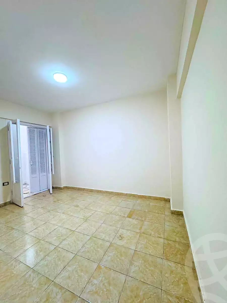 https://aqarmap.com.eg/ar/listing/7104962-for-sale-alexandria-al-agamy-shataa-el-nakheel