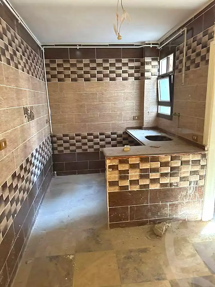 https://aqarmap.com.eg/ar/listing/7105167-for-sale-alexandria-al-agamy-el-hanouvel