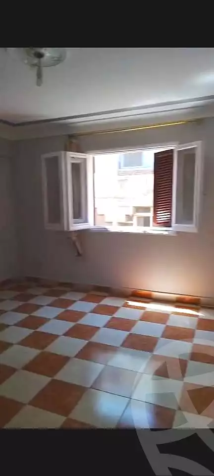 https://aqarmap.com.eg/ar/listing/7105170-for-sale-alexandria-al-agamy-lbytsh