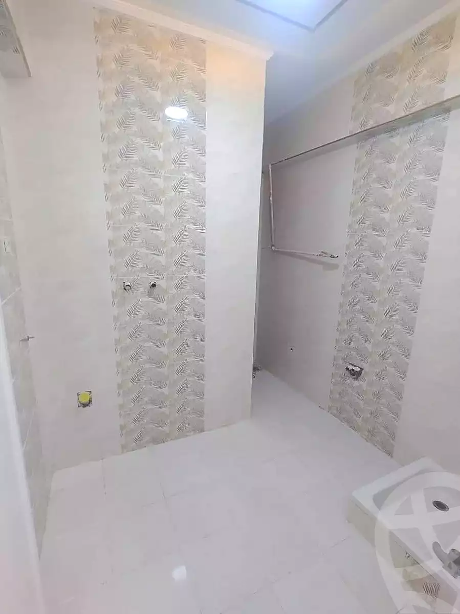 https://aqarmap.com.eg/ar/listing/7105229-for-sale-alexandria-al-agamy-lbytsh-waheed-sabir-st