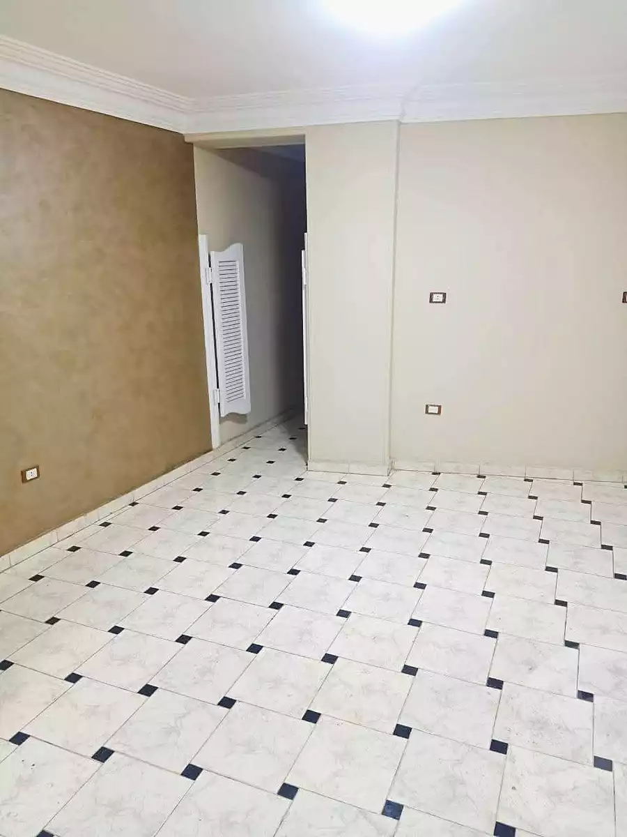 https://aqarmap.com.eg/en/listing/7105490-for-sale-cairo-el-zaytun-hlmy-lzytwn