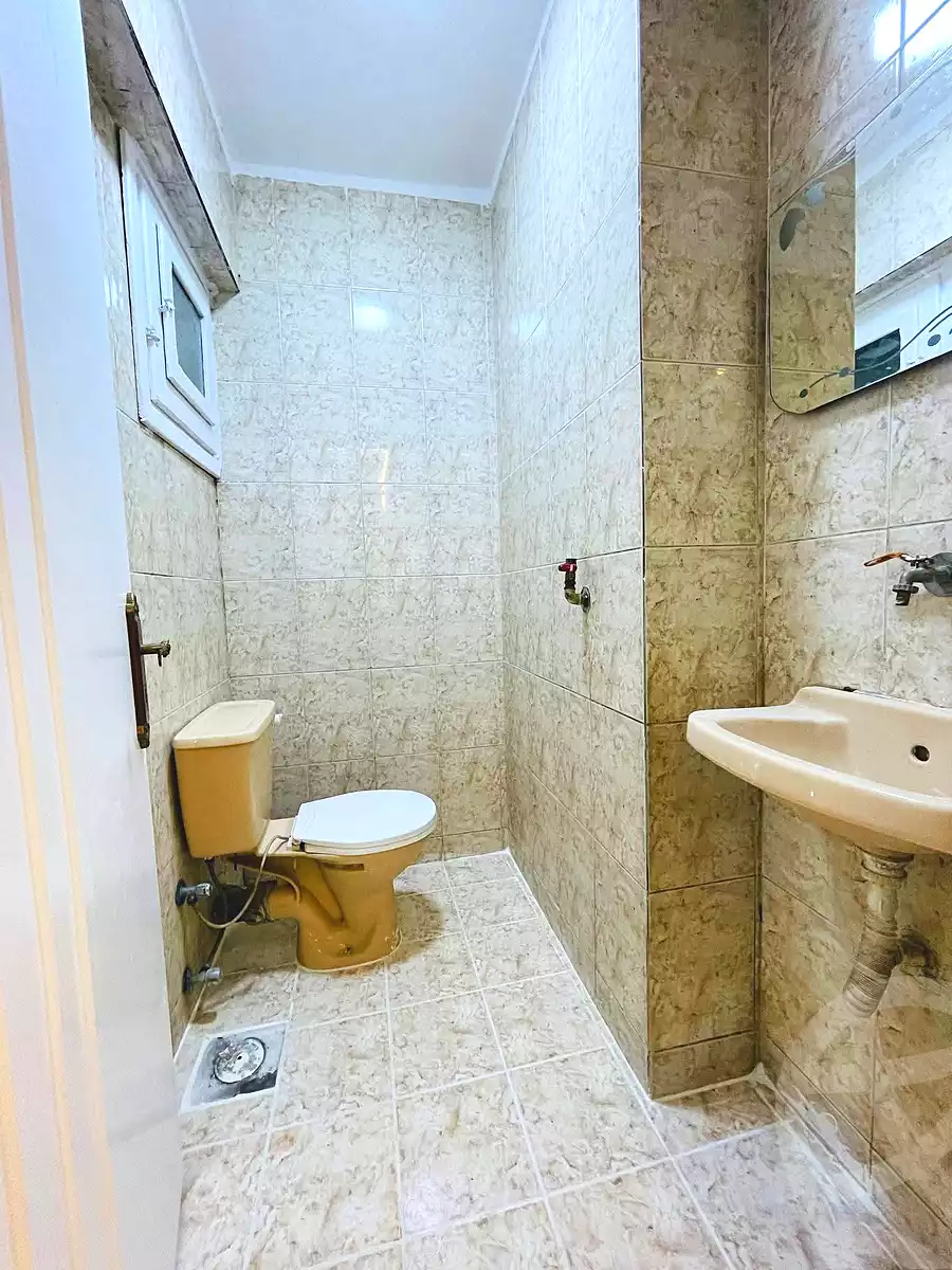 https://aqarmap.com.eg/ar/listing/7105523-for-sale-alexandria-al-agamy-shataa-el-nakheel