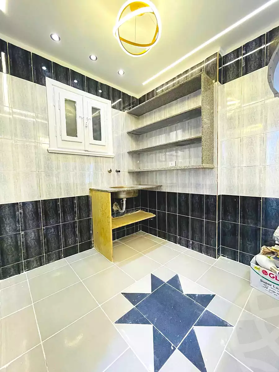https://aqarmap.com.eg/ar/listing/7105523-for-sale-alexandria-al-agamy-shataa-el-nakheel