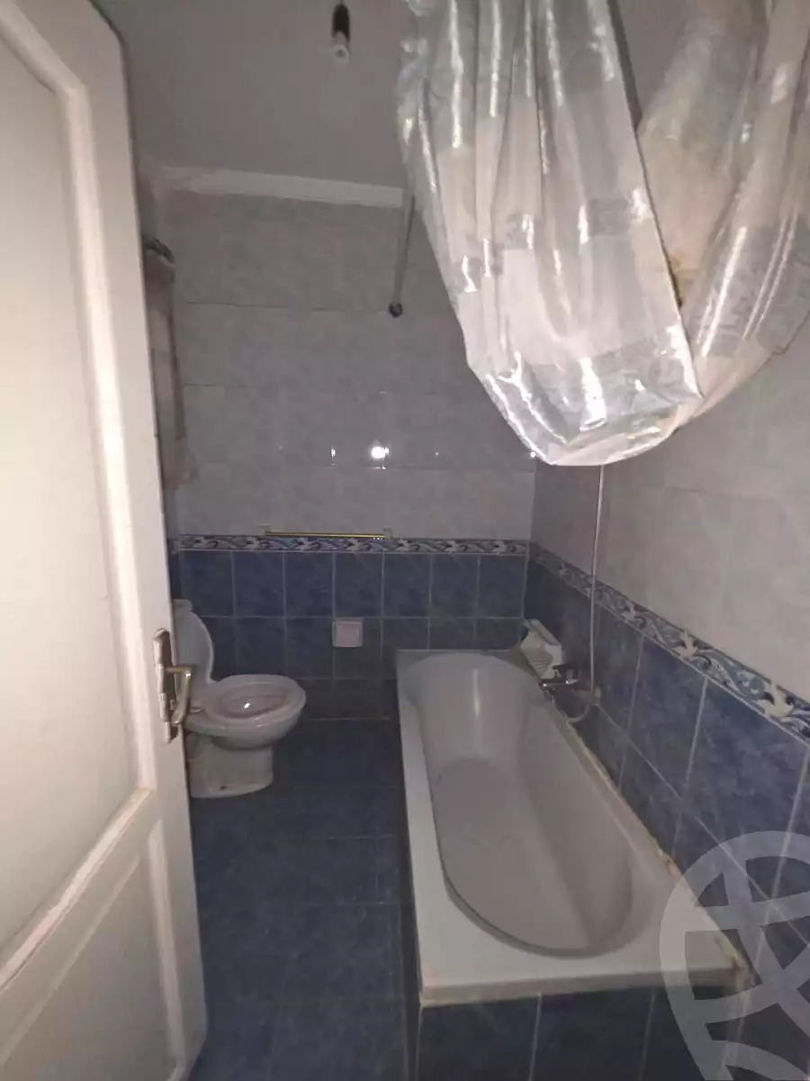 https://aqarmap.com.eg/en/listing/7105594-for-sale-alexandria-el-asafra-l-sfr-bhry-el-geish-rd