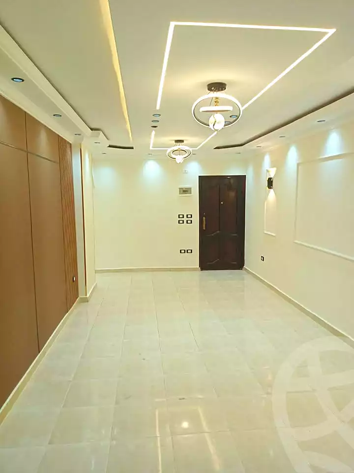 https://aqarmap.com.eg/en/listing/7105668-for-sale-alexandria-al-agamy-el-hanouvel