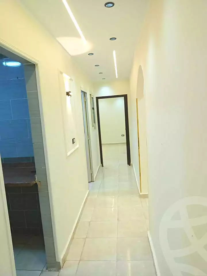 https://aqarmap.com.eg/en/listing/7105668-for-sale-alexandria-al-agamy-el-hanouvel
