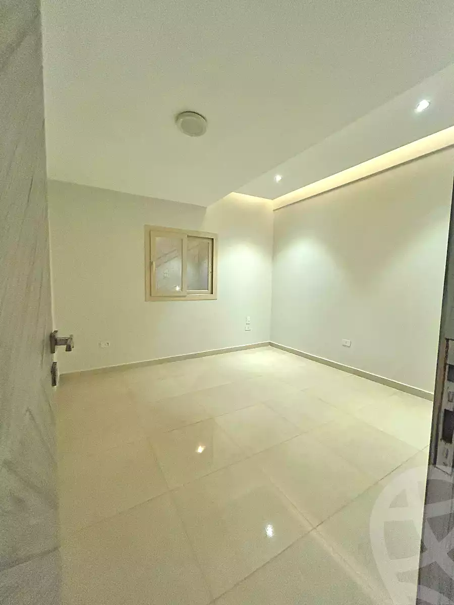 https://aqarmap.com.eg/ar/listing/7105690-for-rent-cairo-new-cairo-ganob-el-akadamiya-south-academy-h-amr-ibn-el-ass-st