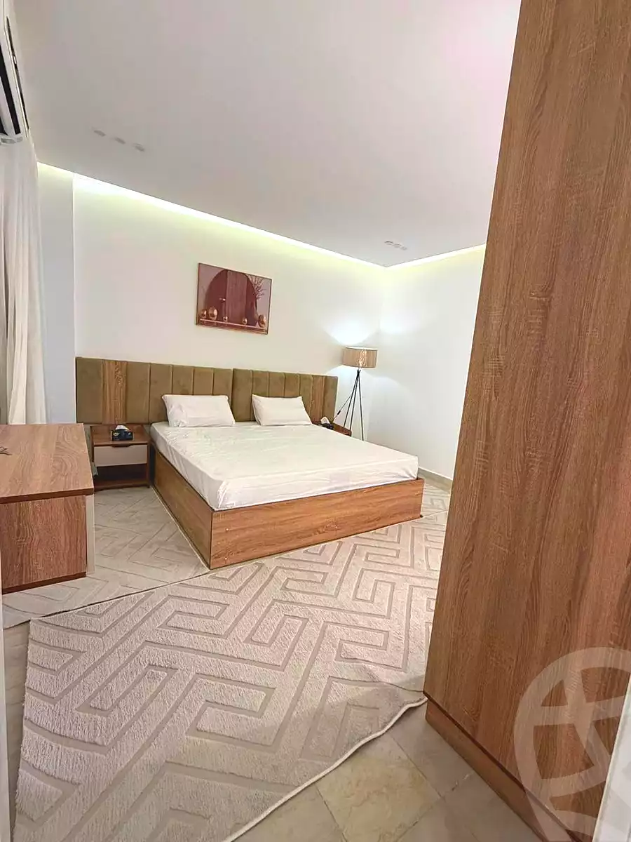 https://aqarmap.com.eg/ar/listing/7105754-for-rent-cairo-new-cairo-lrhb-city-phase-8
