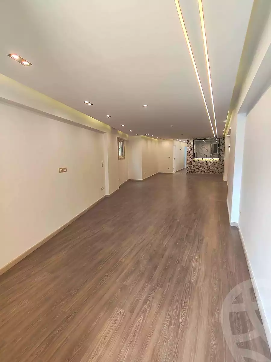 https://aqarmap.com.eg/en/listing/7105796-for-sale-alexandria-miami-mahmoud-el-isawy-st