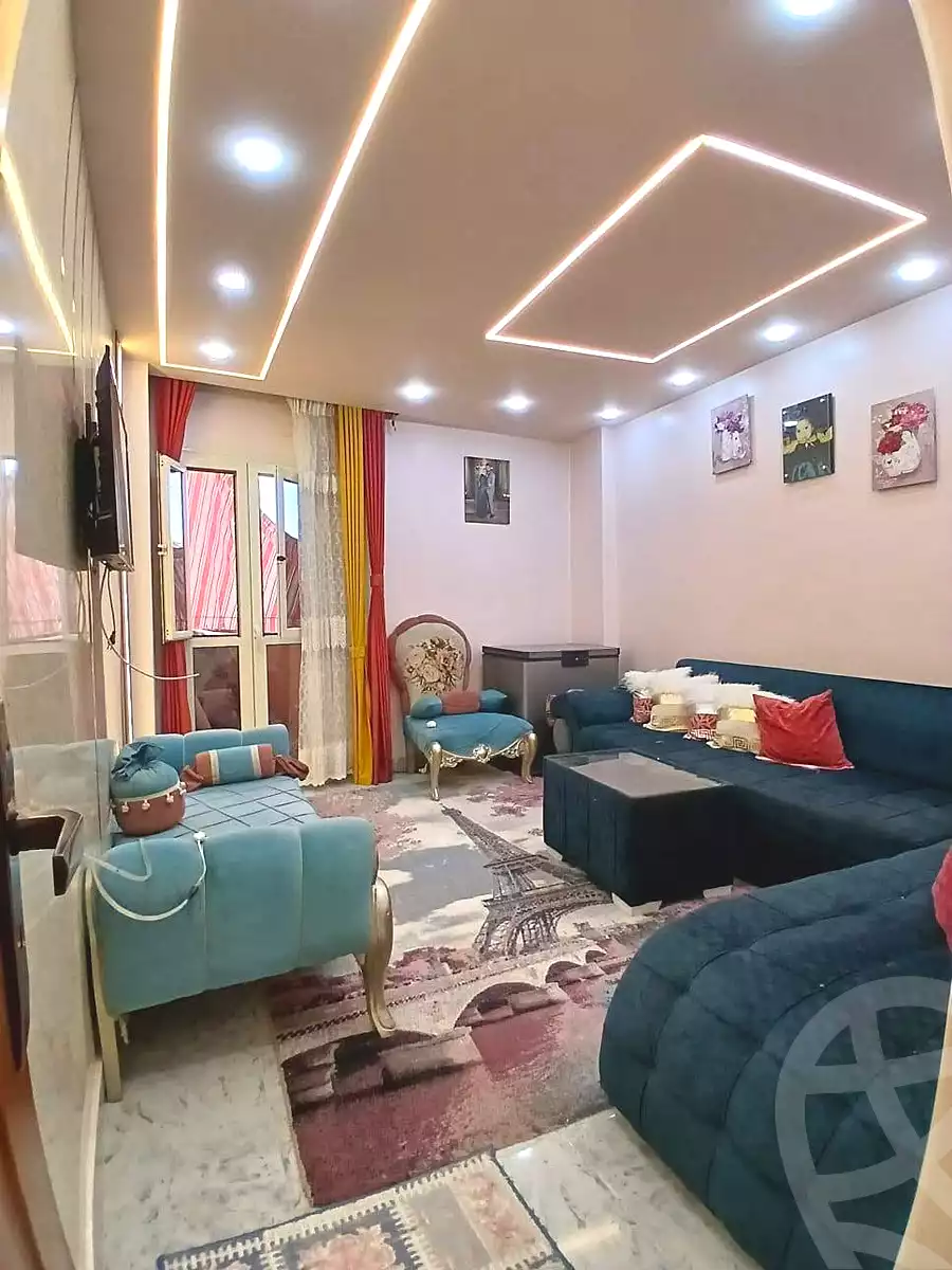 https://aqarmap.com.eg/en/listing/7105829-for-sale-alexandria-al-agamy-el-hanouvel-radwan-st