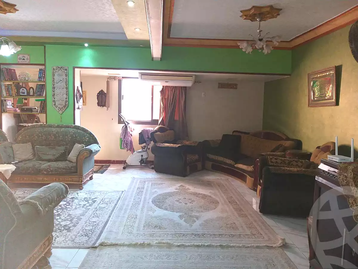 https://aqarmap.com.eg/ar/listing/7105868-for-sale-cairo-hadayek-el-koba-hamamat-el-koba