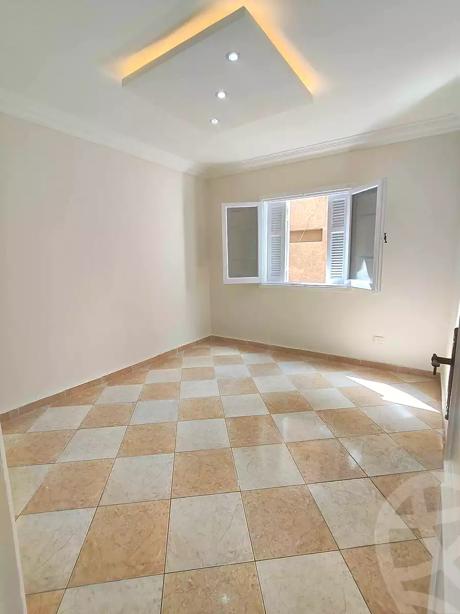 https://aqarmap.com.eg/en/listing/7105884-for-sale-alexandria-el-asafra-shr-45