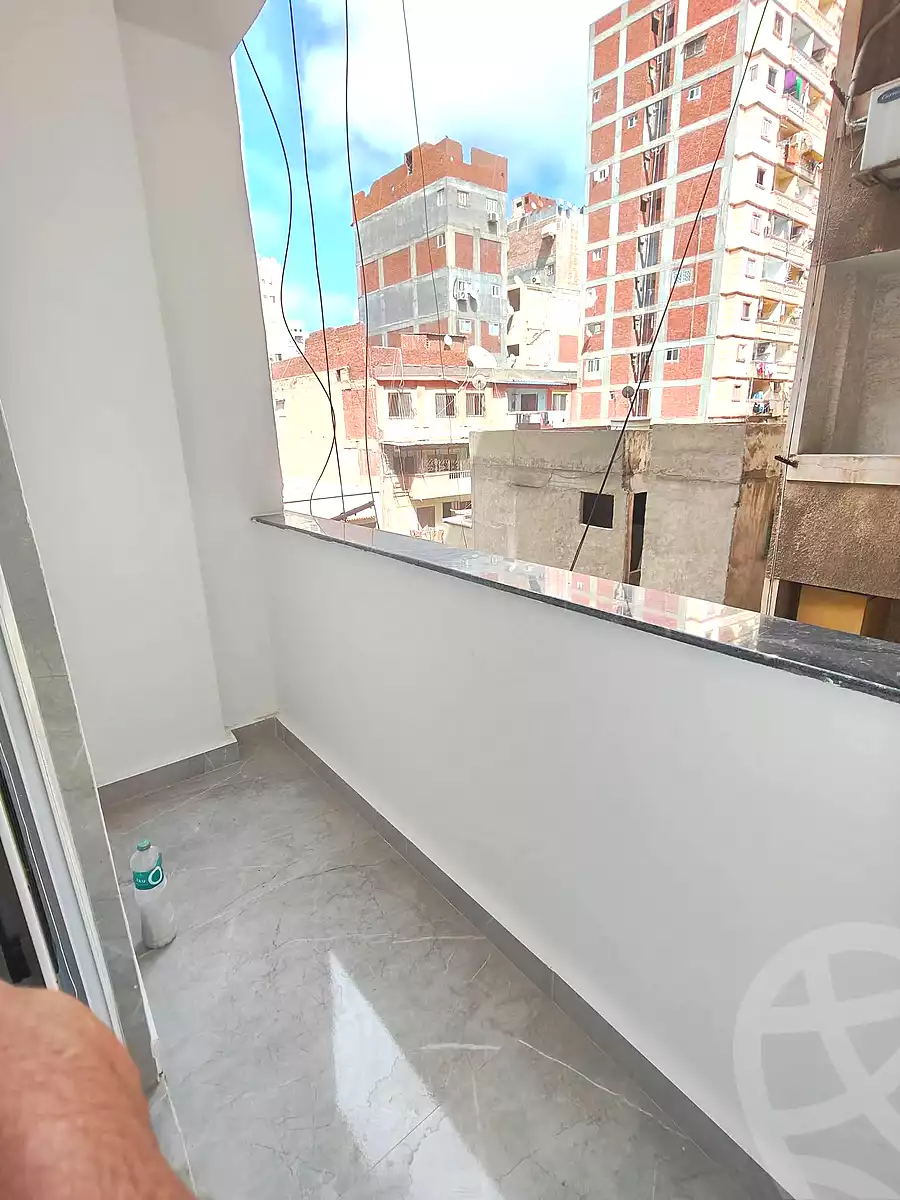 https://aqarmap.com.eg/en/listing/7105903-for-sale-alexandria-el-asafra-shr-45