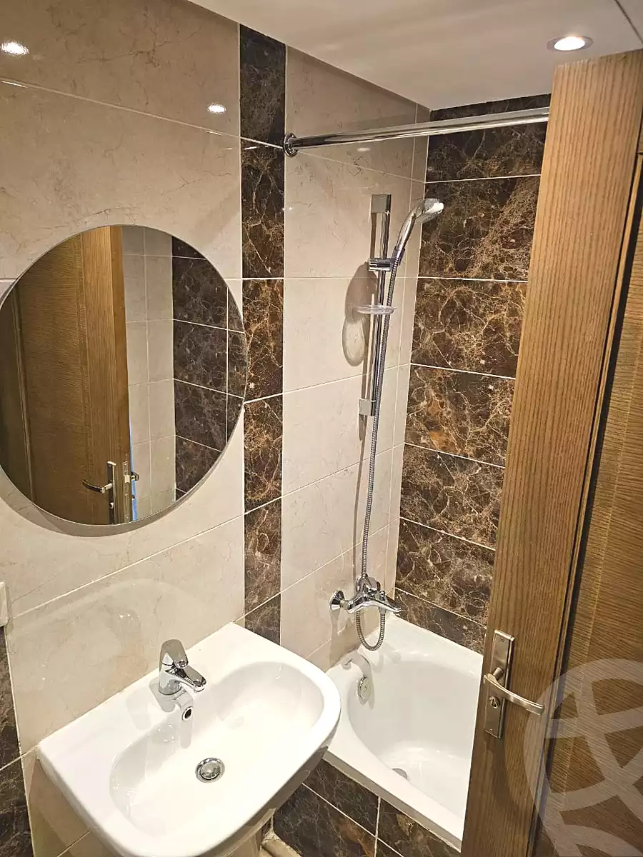 https://aqarmap.com.eg/en/listing/7105928-for-rent-cairo-new-cairo-compounds-porto-new-cairo-compound-amer-group