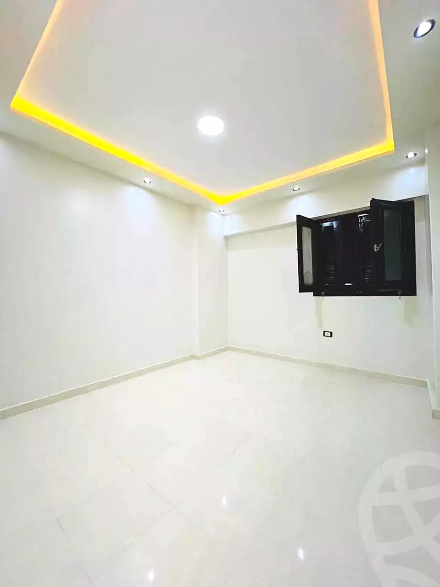 https://aqarmap.com.eg/ar/listing/7106008-for-sale-alexandria-al-agamy-shataa-el-nakheel