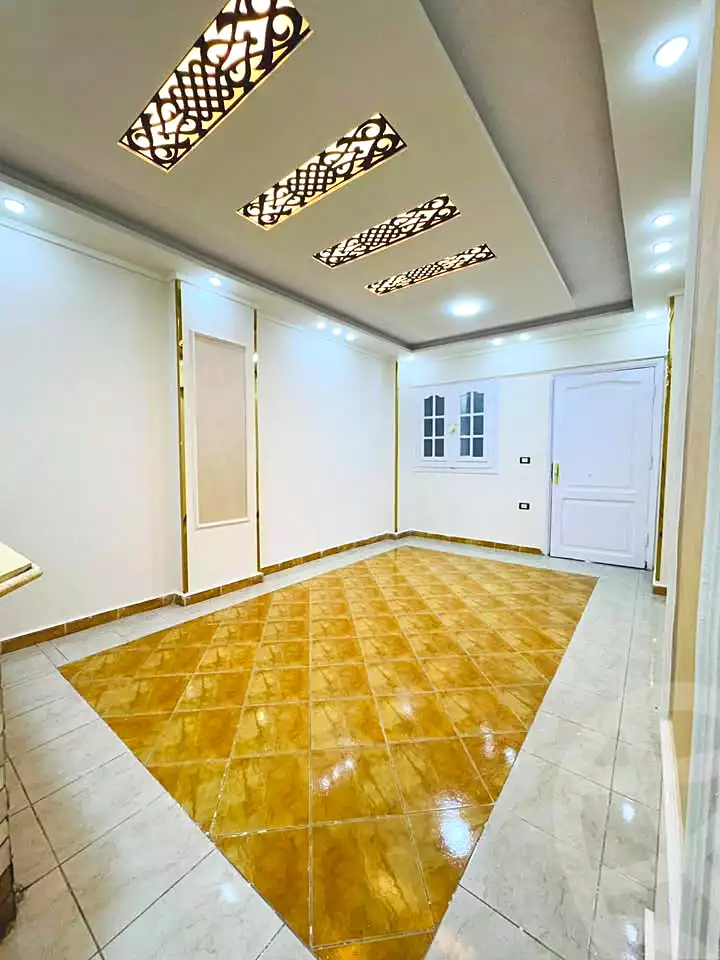 https://aqarmap.com.eg/ar/listing/7106270-for-sale-alexandria-al-agamy-shataa-el-nakheel