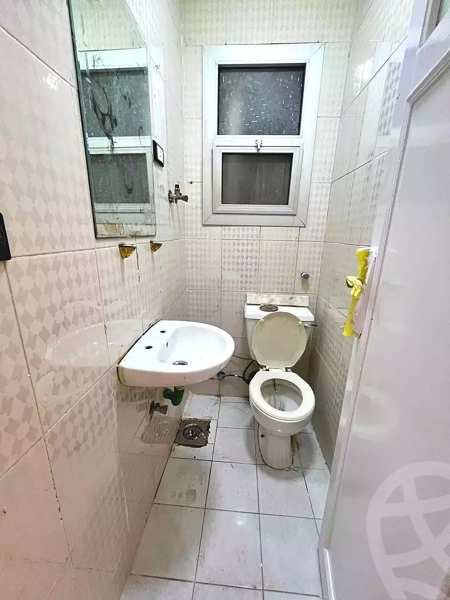 https://aqarmap.com.eg/ar/listing/7106344-for-sale-alexandria-al-agamy-shataa-el-nakheel