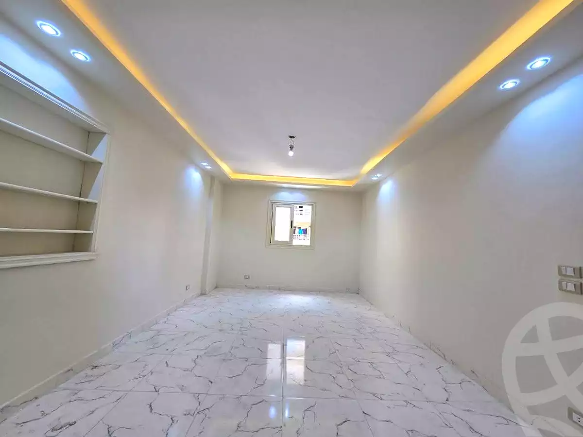 https://aqarmap.com.eg/en/listing/7106352-for-sale-alexandria-miami