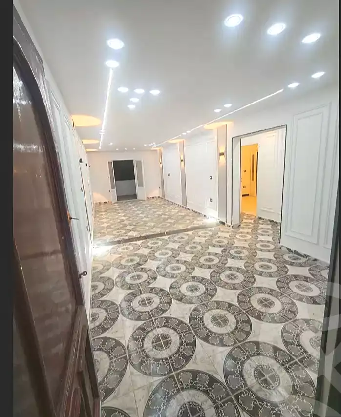 https://aqarmap.com.eg/en/listing/7106372-for-sale-alexandria-al-agamy-el-hanouvel-abo-el-shawareb-st