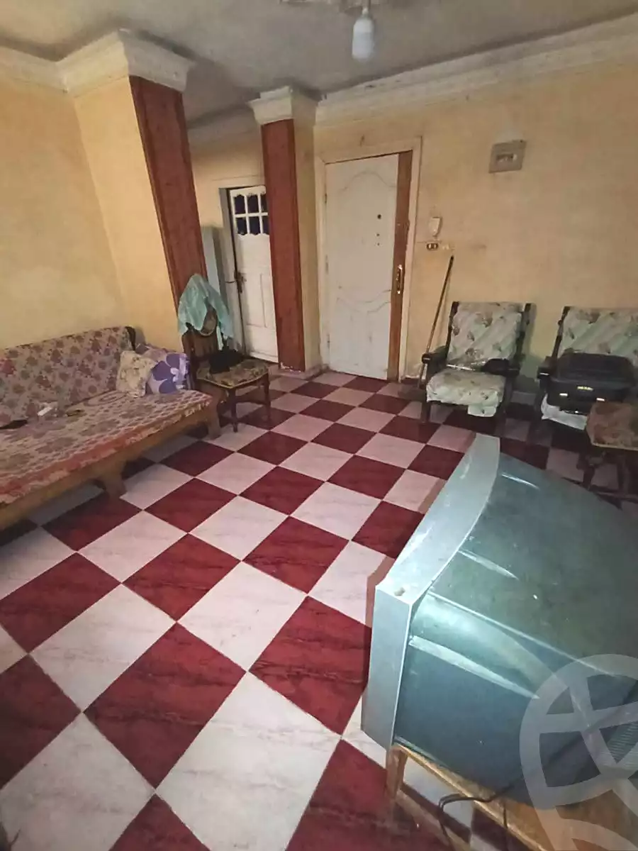 https://aqarmap.com.eg/ar/listing/7106424-for-sale-alexandria-al-agamy-el-hanouvel