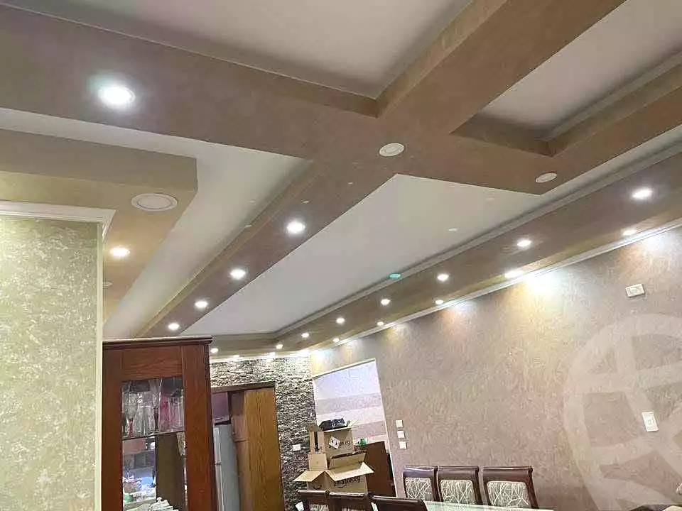 https://aqarmap.com.eg/ar/listing/7106594-for-sale-cairo-helwan-mahmoud-zaki-st