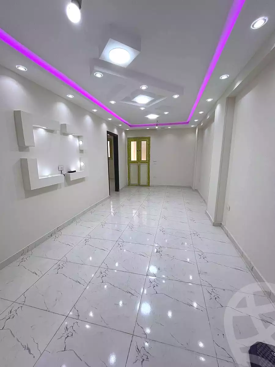https://aqarmap.com.eg/ar/listing/7106842-for-sale-cairo-helwan-hadayek-helwan-nile-corniche-st