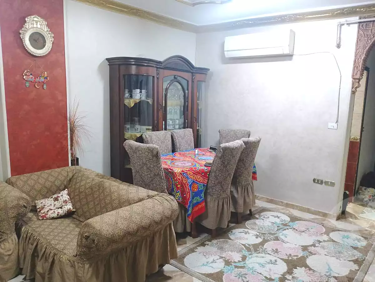 https://aqarmap.com.eg/ar/listing/7106984-for-sale-cairo-helwan-hadayek-helwan-nile-corniche-st