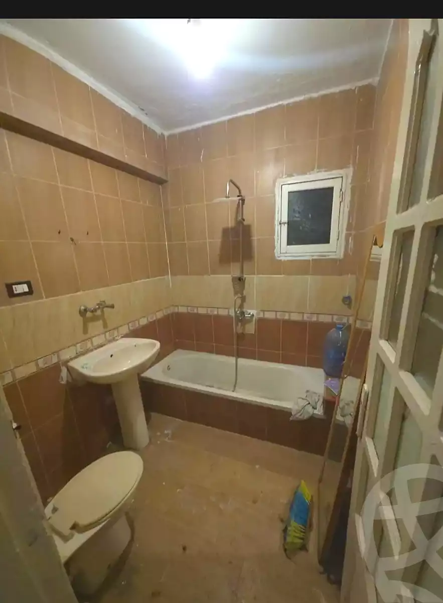 https://aqarmap.com.eg/ar/listing/7106989-for-rent-alexandria-lsywf