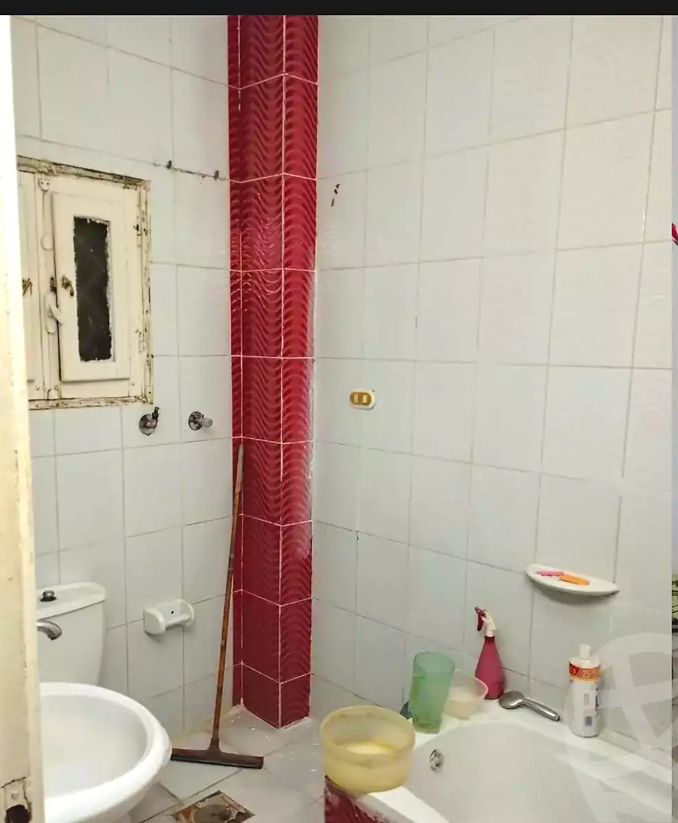 https://aqarmap.com.eg/en/listing/7107038-for-sale-alexandria-al-agamy-el-hanouvel