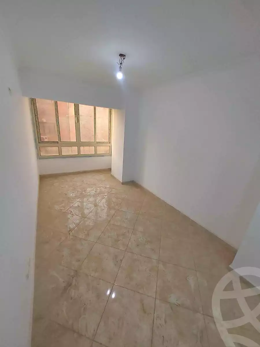 https://aqarmap.com.eg/en/listing/7107056-for-sale-cairo-helwan-helwan-el-sharkeya-ismael-kamel-st