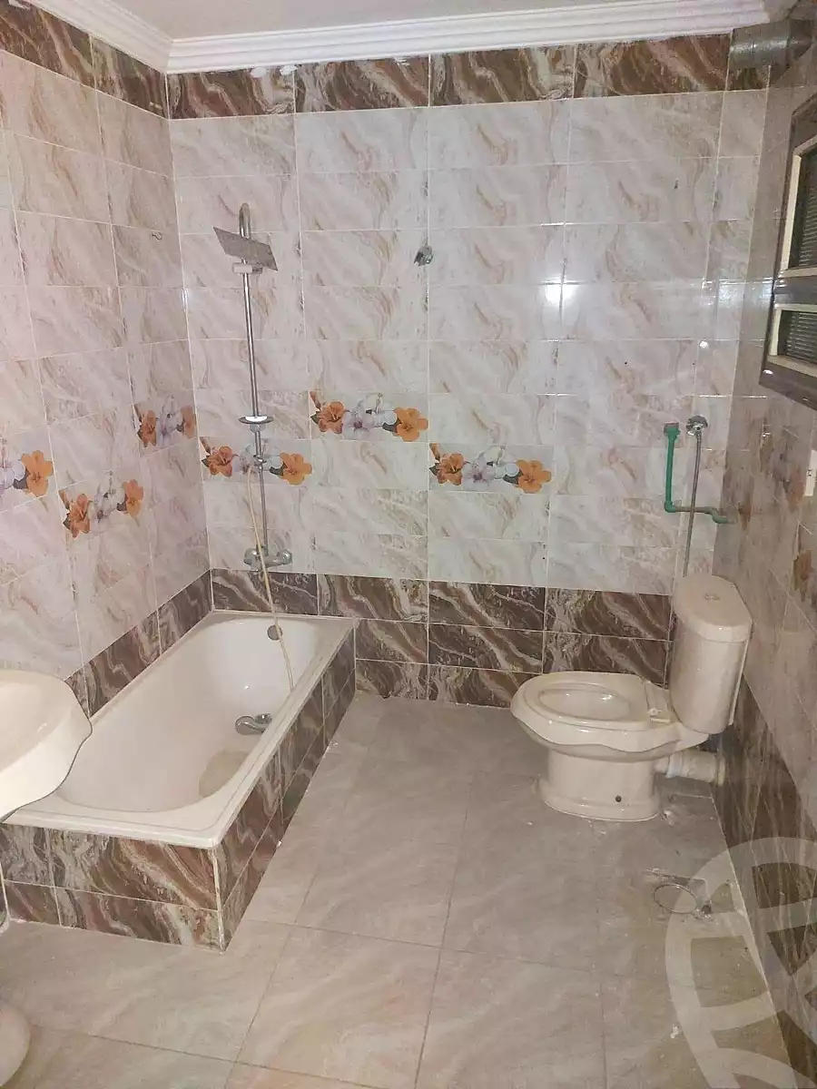 https://aqarmap.com.eg/en/listing/7107437-for-sale-cairo-helwan-helwan-el-sharkeya-el-maraghi-st