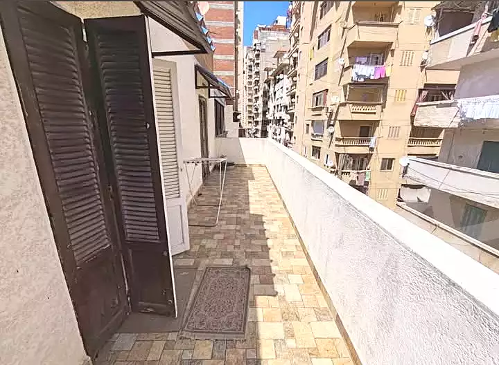 https://aqarmap.com.eg/en/listing/7107786-for-sale-alexandria-el-asafra-l-sfr-bhry