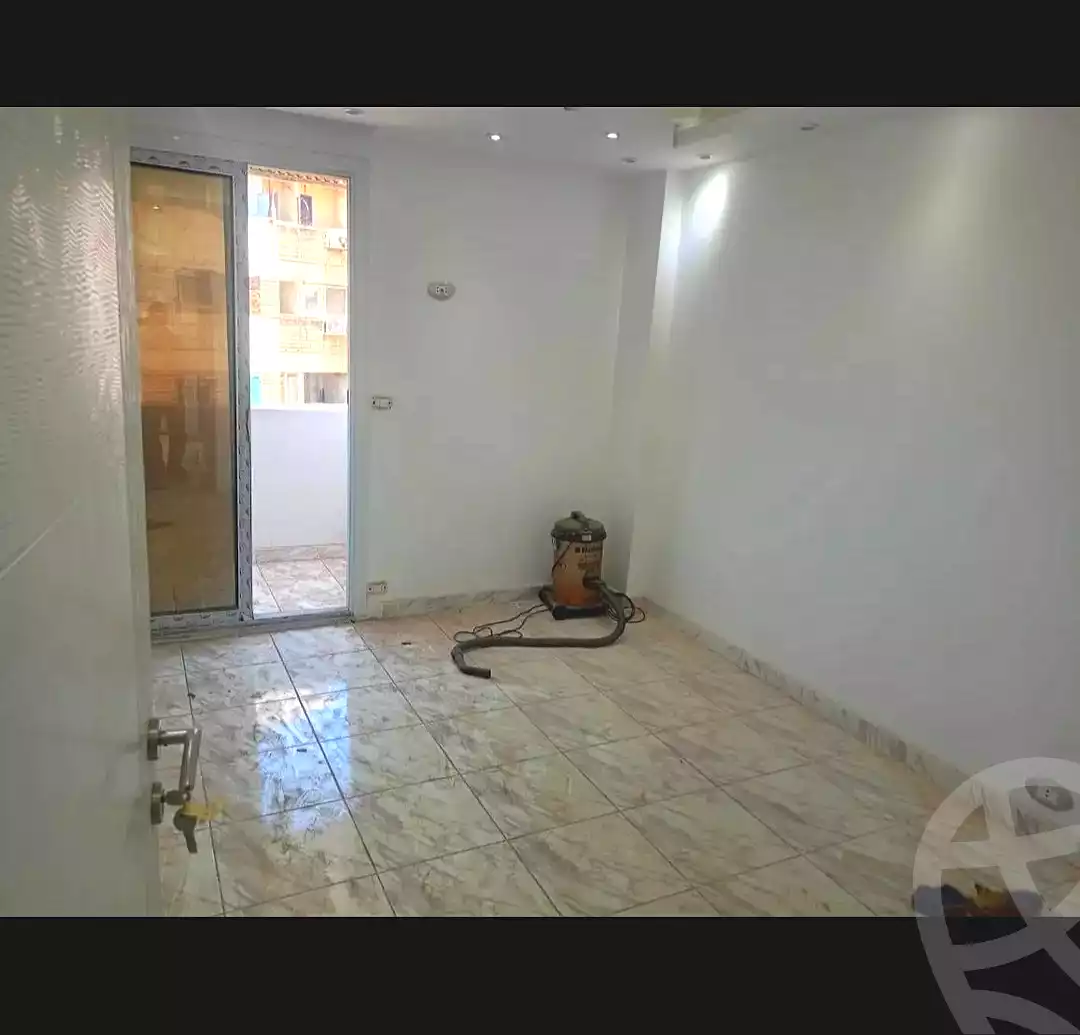 https://aqarmap.com.eg/ar/listing/7108006-for-sale-alexandria-lsywf-gamila-abu-herid-st