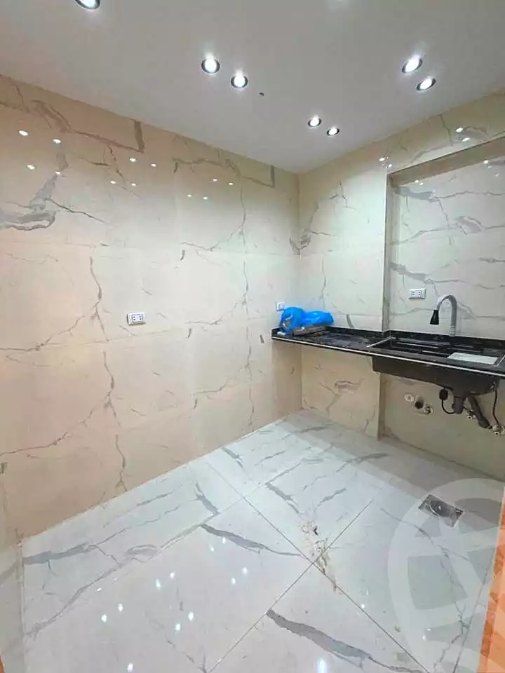 https://aqarmap.com.eg/ar/listing/7108048-for-sale-alexandria-al-agamy-lbytsh-bianchiii
