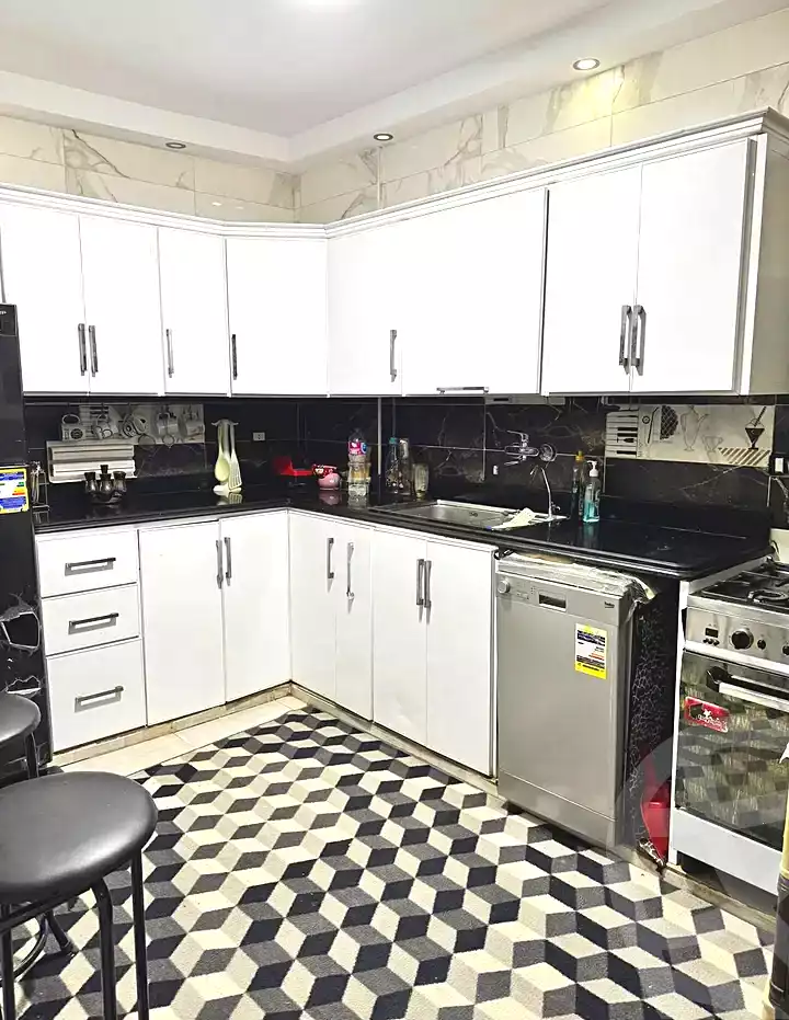 https://aqarmap.com.eg/ar/listing/7108056-for-sale-alexandria-al-agamy-lbytsh-bianchiii