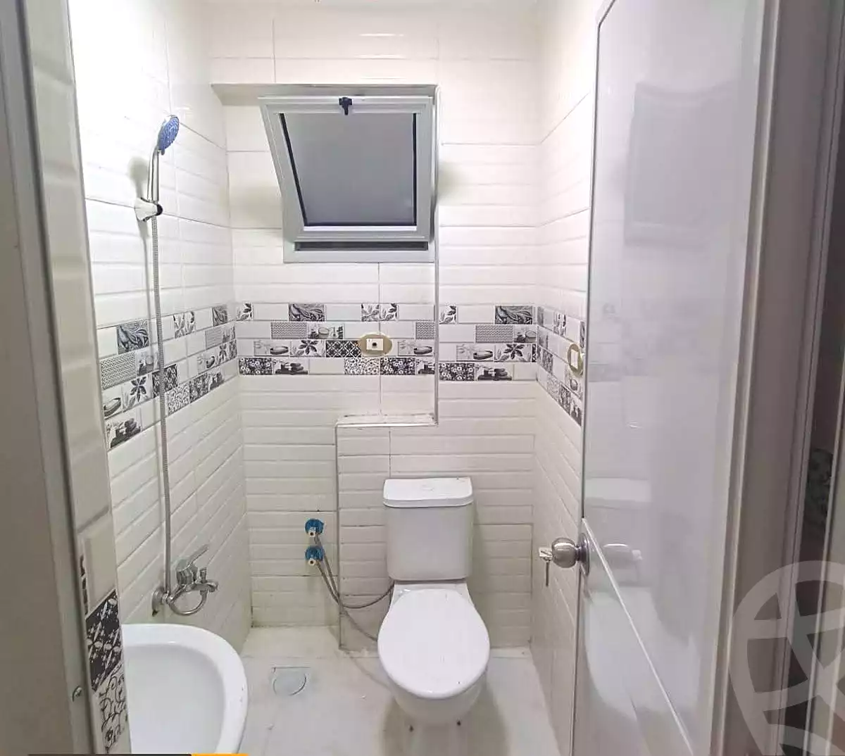 https://aqarmap.com.eg/ar/listing/7108055-for-sale-alexandria-lsywf-el-falki