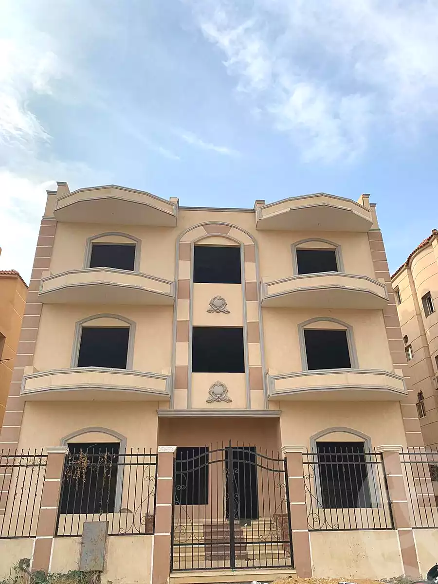 https://aqarmap.com.eg/ar/listing/7108366-for-sale-cairo-new-cairo-el-banafsg-el-banafsag-2-dr-ahmed-okasha-st