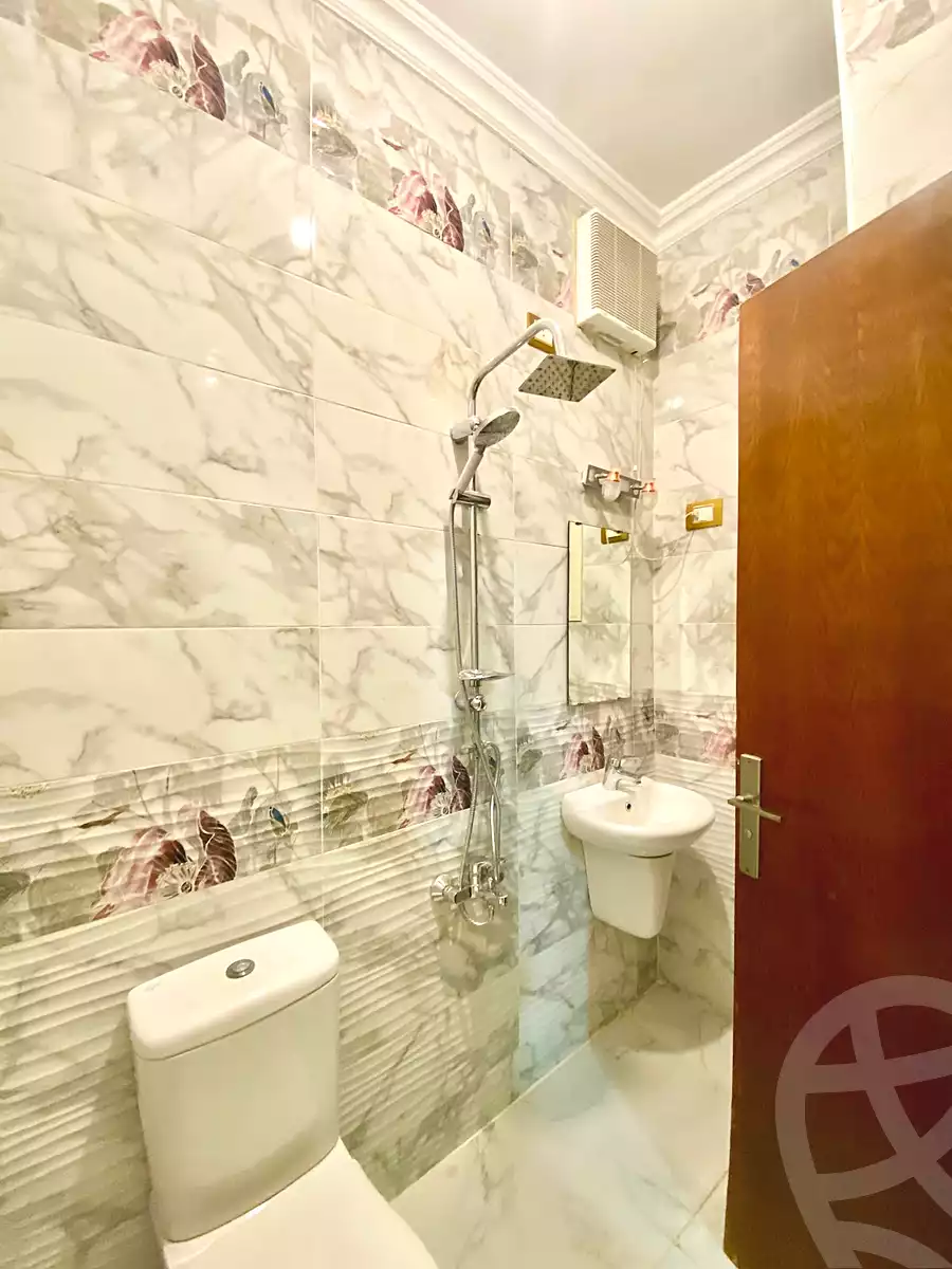 https://aqarmap.com.eg/ar/listing/7108799-for-rent-cairo-new-cairo-el-ahyaa-fourth-neighborhood-street-6